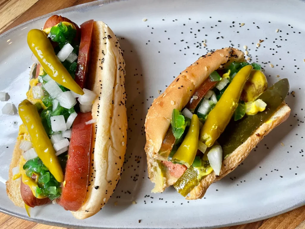 Classic Chicago-Style Hot Dog – Authentic Toppings & Flavor