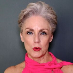 How to Style a Pixie Cut with Volume, Texture & Confidence