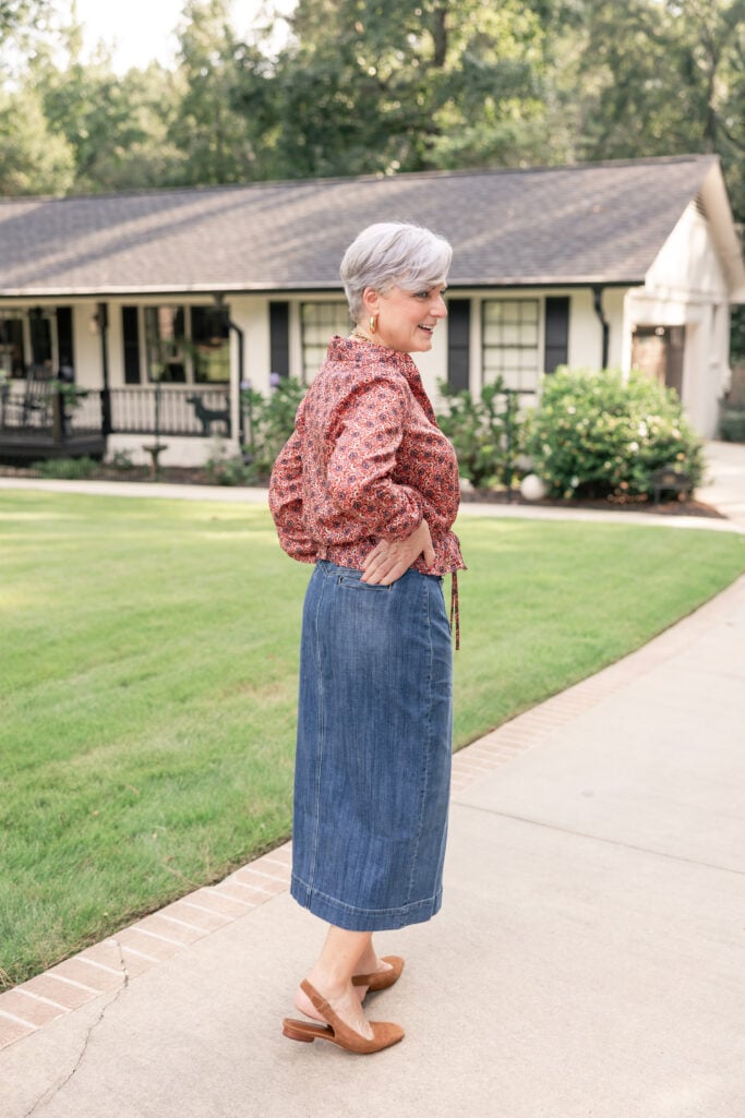 Beth Djalali shows how to style denim skirts for fall with suede shoes and tote.