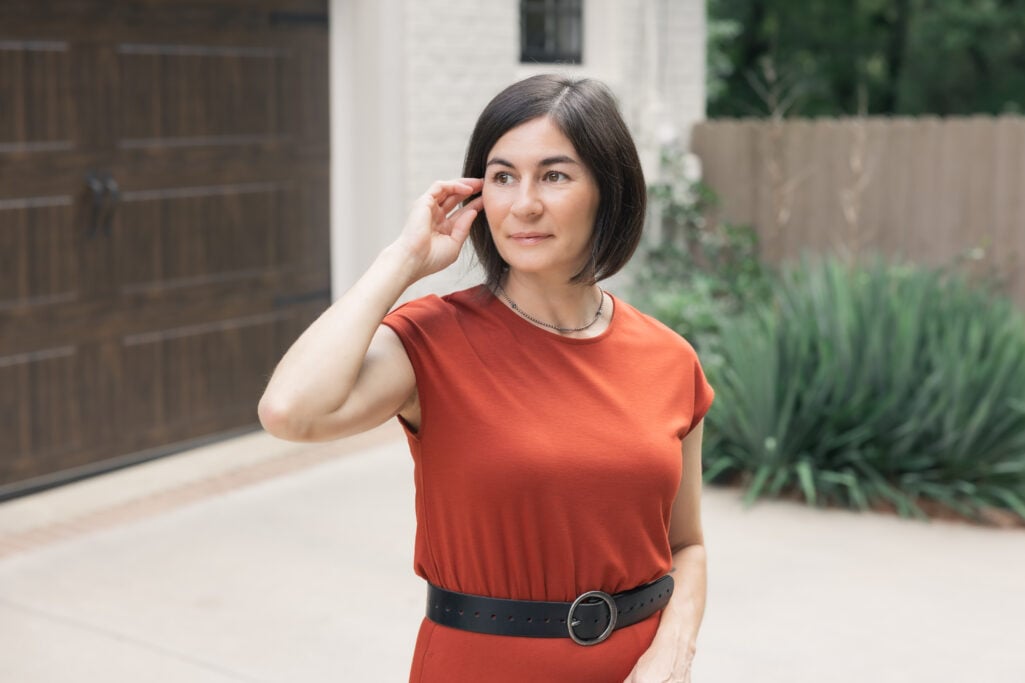 Accessories for a Fall Midi Dress for Petites