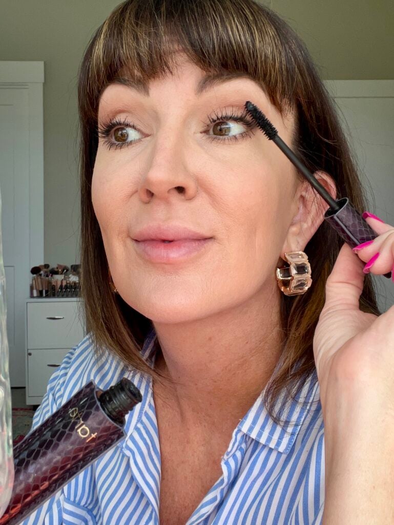 Mascara Application