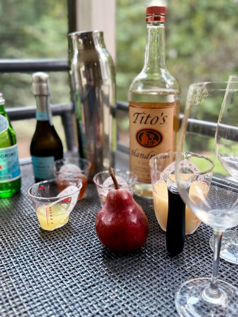 pear cocktail ingredients