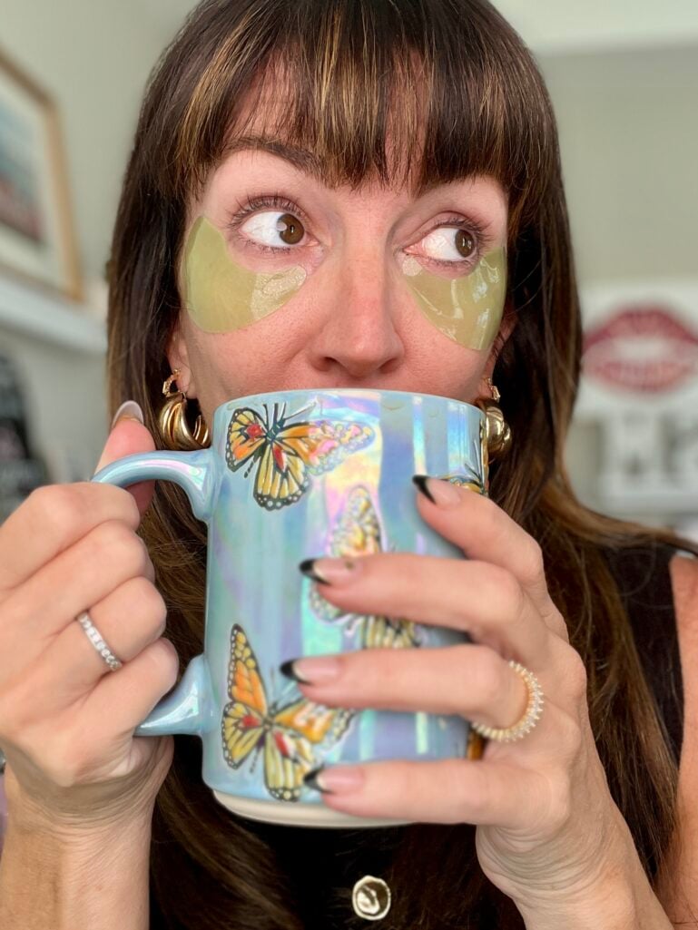 Hydrate under-eyes
