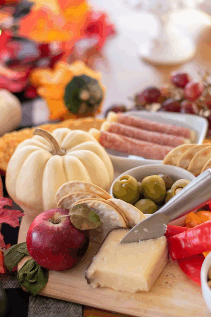 5-Minute Fall Snack Board Ideas Youโll Make Again and Again