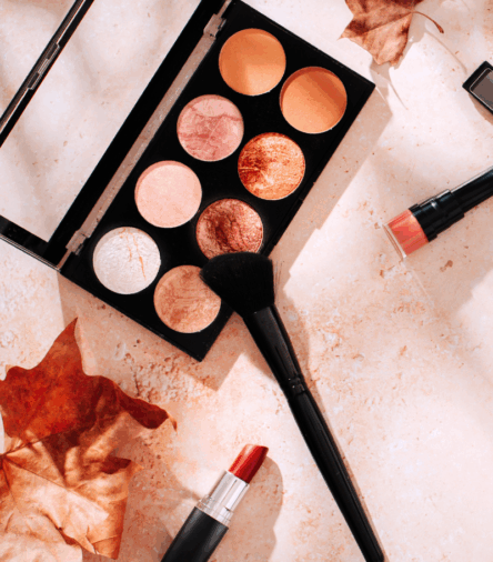 Fall Beauty Looks for a Chic Halloween Night In