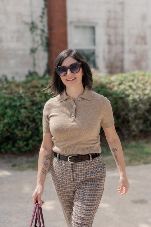 Kelly Djalali wearing petite plaid pants outfit – how to style plaid pants when you’re petite
