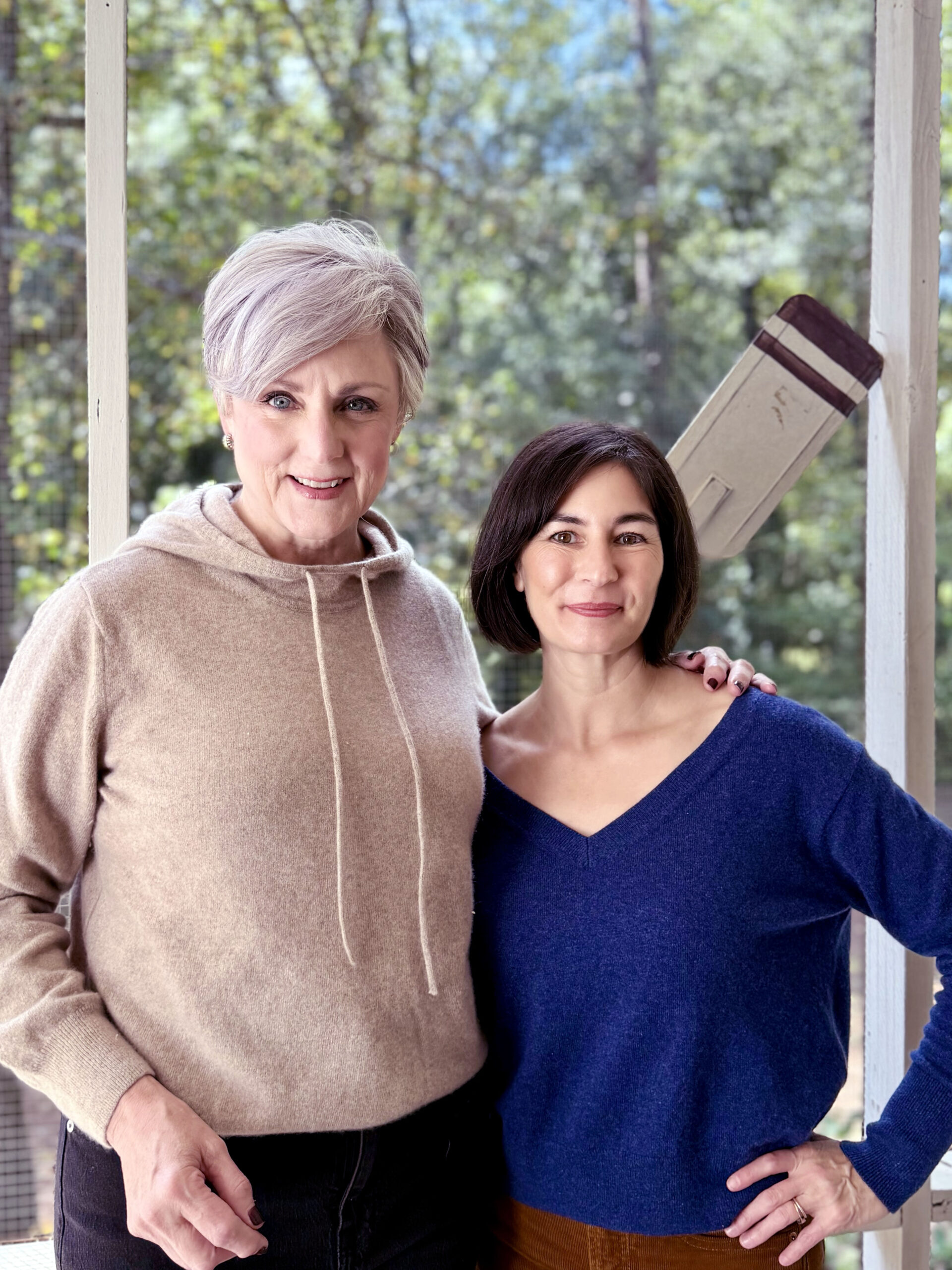 Maple Hot Toddies & Baked Brie: Cozy Recipes for Chilly Fall Nights