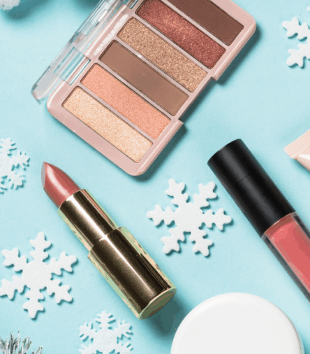 10 Beauty Gifts So Good You’ll Be Tempted to Keep Them for Yourself 💄🎁
