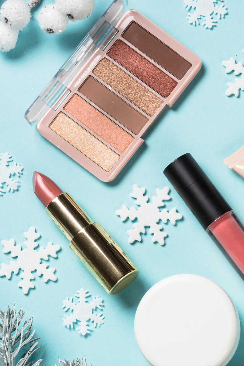 10 Beauty Gifts So Good You’ll Be Tempted to Keep Them for Yourself 💄🎁