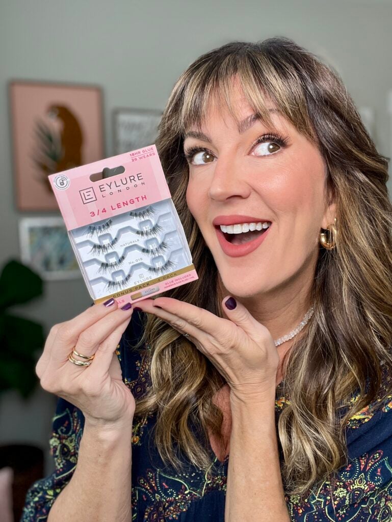 Pretty Powerful November Beauty Favorites: Affordable Makeup, False Lashes & Holiday Gift Ideas