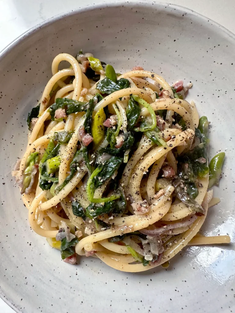 This Light and Creamy Blue Cheese Pasta Uses Zero Heavy Cream