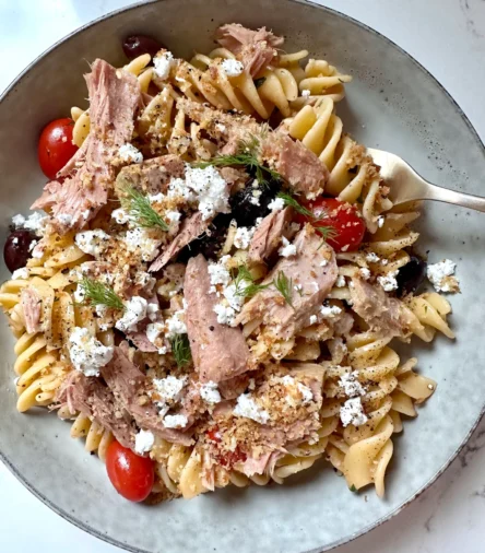 This 20-Minute Greek Pasta Is My New Weeknight Go-To
