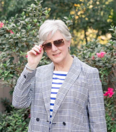 Pattern Mixing for Beginners: How to Mix Patterns in an Outfit Over 50