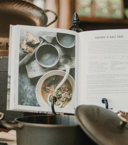Curate Your Cookbook Collection: A Strategic Guide for Every Home Cook  📖✨