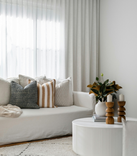 Refreshing Your Living Room for Late Winter (These Small Swaps Make a BIG Difference!) 🏠✨