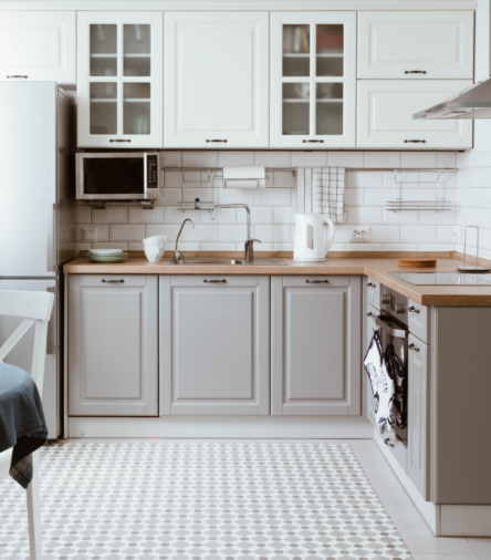 Decluttering Your Kitchen: The 7 Gadgets, Pantry Fixes, and Junk Drawer Solutions You Actually Need! 🏠✨