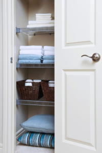The Linen Closet Overhaul: Sheets, Towels, and Exactly What to Replace This Spring 🏠✨