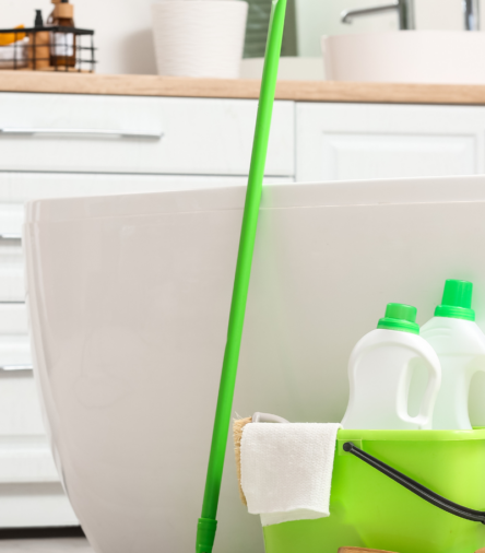 The Bathroom Deep Clean Checklist: The Spring Cleaning Project That Makes Every Morning Better 🛁🧹✨