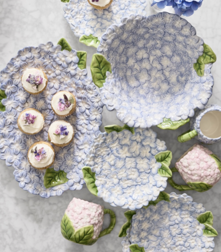 The Mother’s Day Brunch Table That’ll Make Every Mom Feel Like Royalty 🌸🍳✨