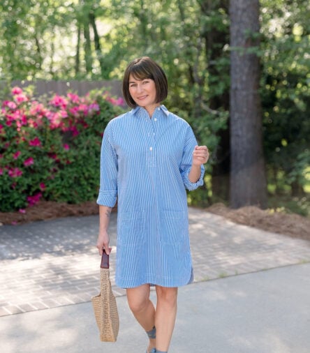 Shirtdresses for Petites: How to Wear One Without Looking Swamped
