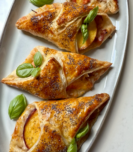 7 Recipes That’ll Make Your Mother’s Day Brunch Absolutely Unforgettable! 🥂🍳✨
