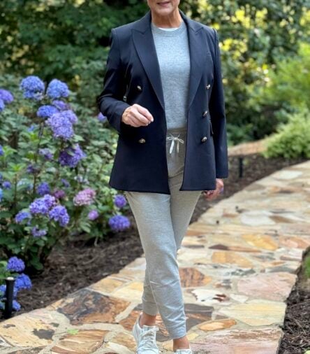 What to Wear to the Airport After 50: 6 Polished Travel Outfits