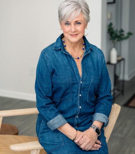 Denim Outfits for Women Over 50: Summer to Fall