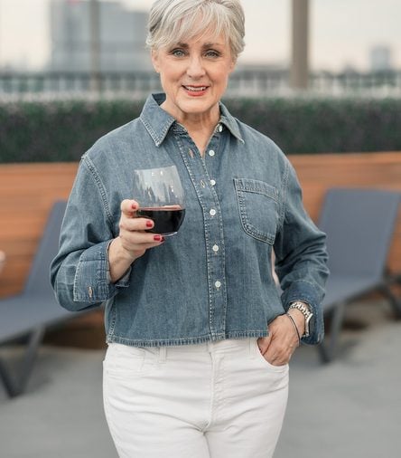 Easy Weekend Outfits for Women Over 50: Pumpkins, a Plot Twist and Three Easy Looks