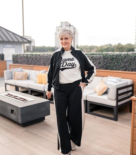 Game Day Entertaining: 10 Amazon Finds + What to Wear