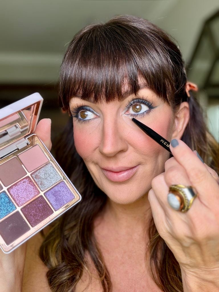 Shimmer shadow close up