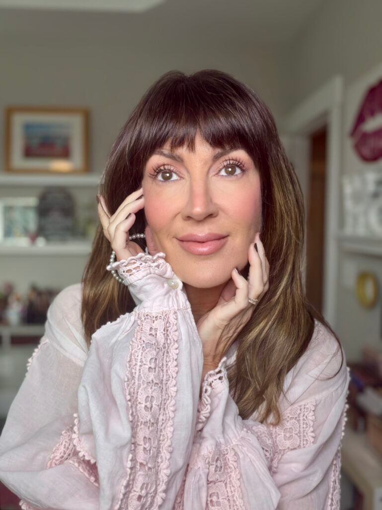 Jennifer with finished under-eye concealer for mature skin