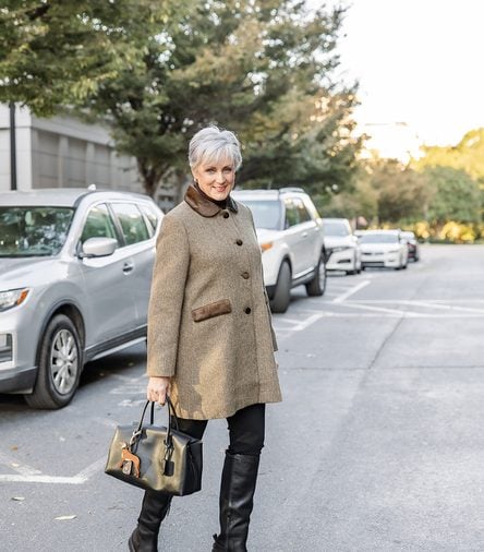What to Pack for a Fall Wedding Weekend: What’s in My Suitcase